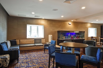 courtyard by marriott cape cod hyannis