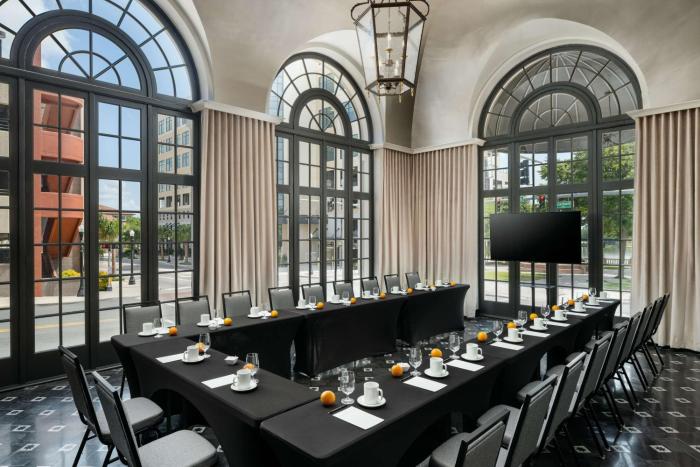 the terrace hotel lakeland tapestry collection by hilton