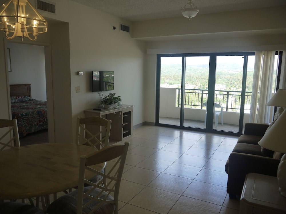 aquarius beach tower