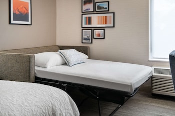 hampton inn boulder louisville