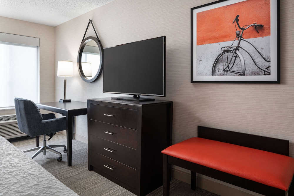 hampton inn boulder louisville