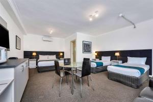 Comfort Inn & Suites Manhattan,Enfield>>Adelaide,3 star