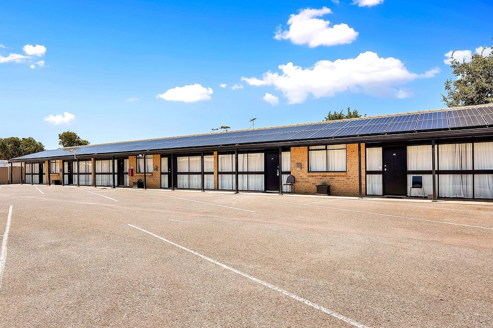 comfort inn and suites manhattan