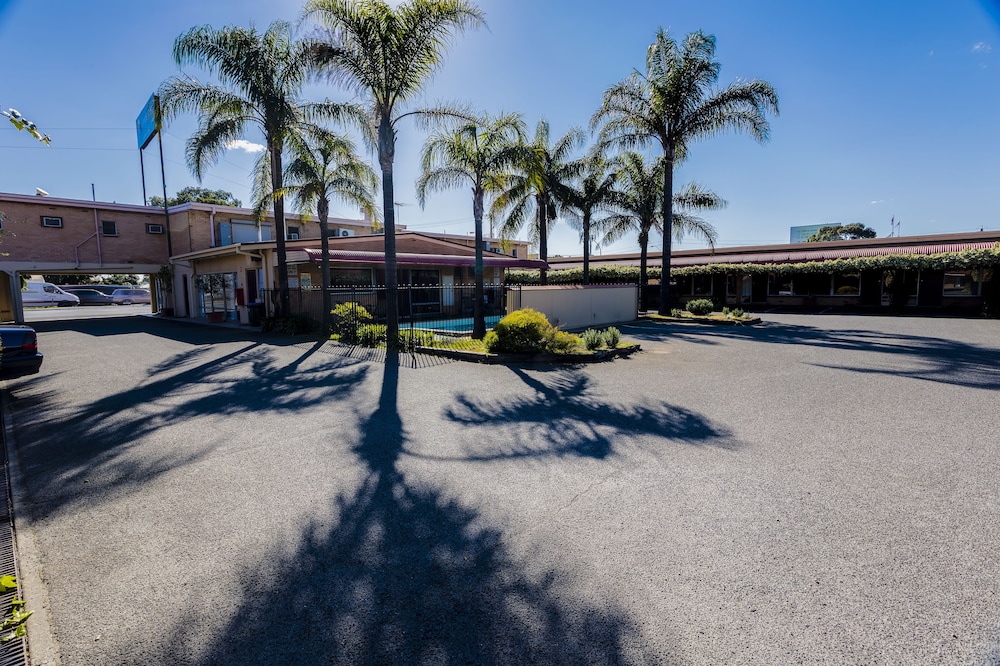 comfort inn and suites manhattan