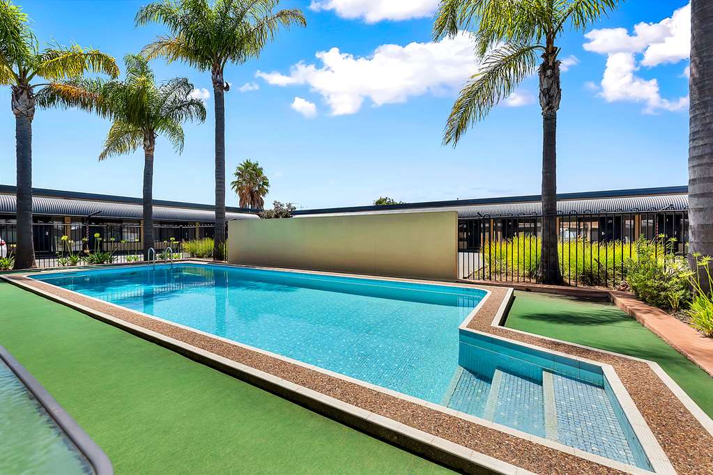 comfort inn and suites manhattan