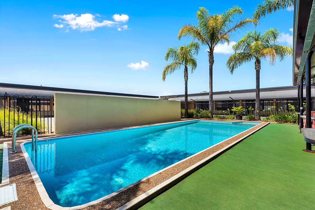 comfort inn and suites manhattan