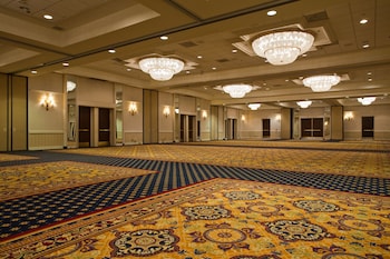 marriott greensboro airport