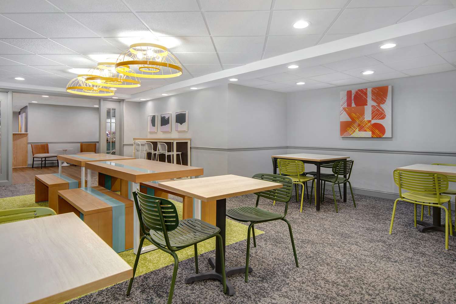spark by hilton rochester university area