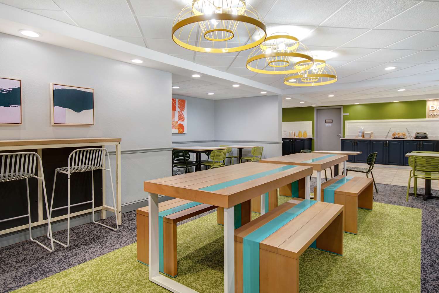 spark by hilton rochester university area