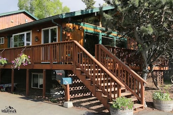 jewel lake bed and breakfast