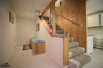 jewel lake bed and breakfast