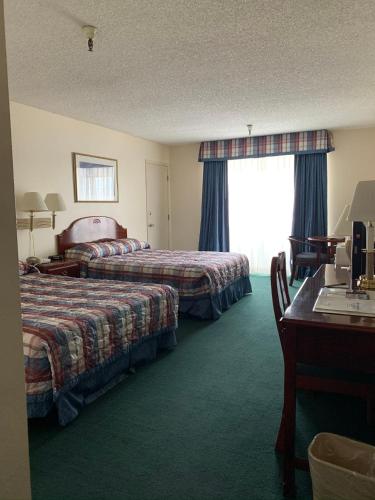 hardman house inn and suites