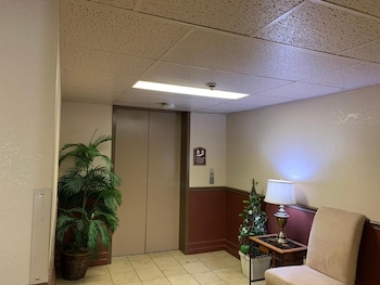 hardman house inn and suites