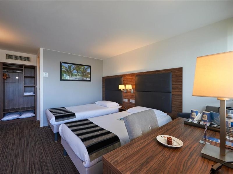 kyriad bordeaux ouest merignac aeroport