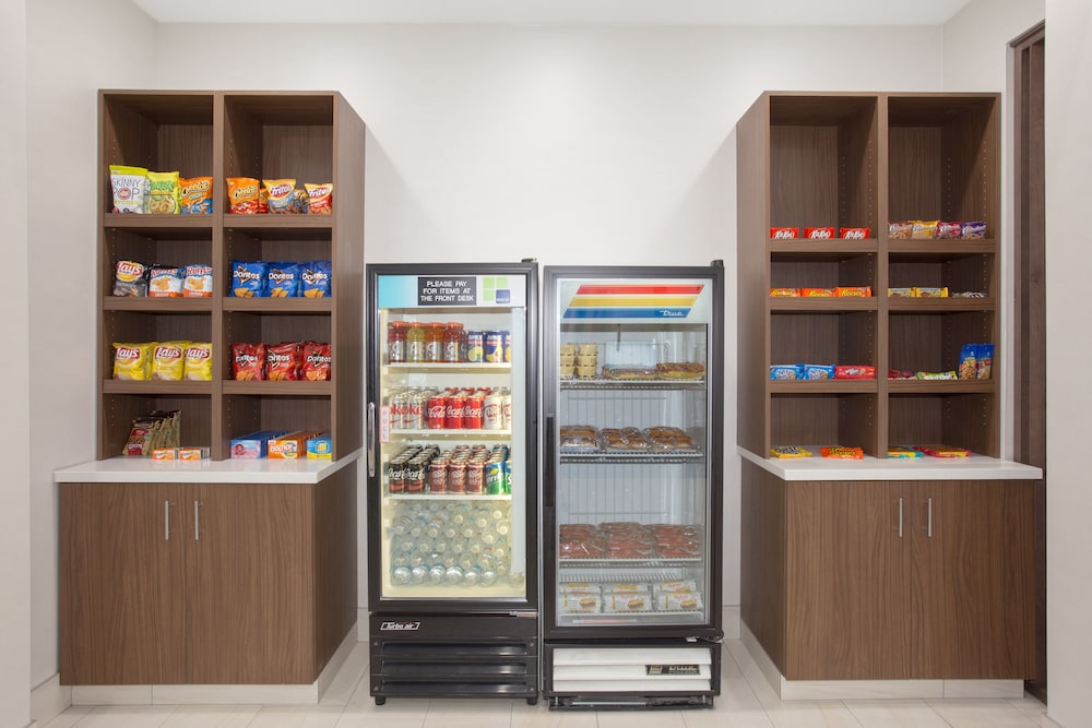 holiday inn express and suites amarillo by ihg