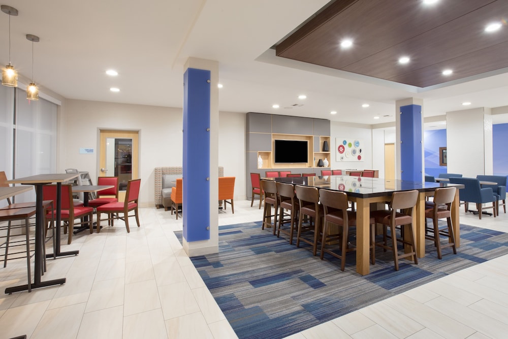 holiday inn express and suites amarillo by ihg