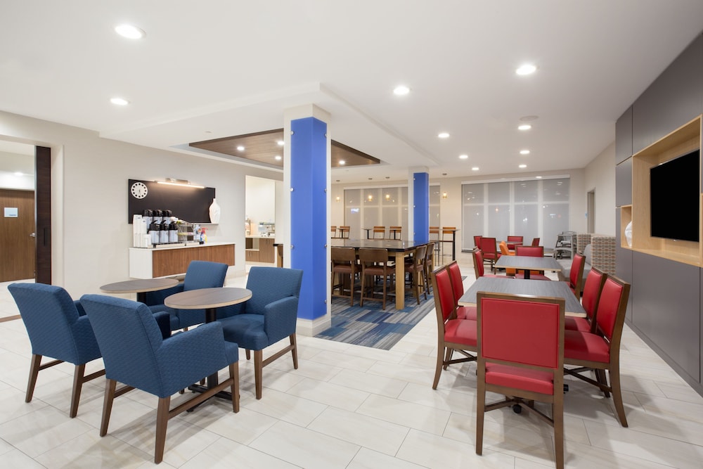 holiday inn express and suites amarillo by ihg