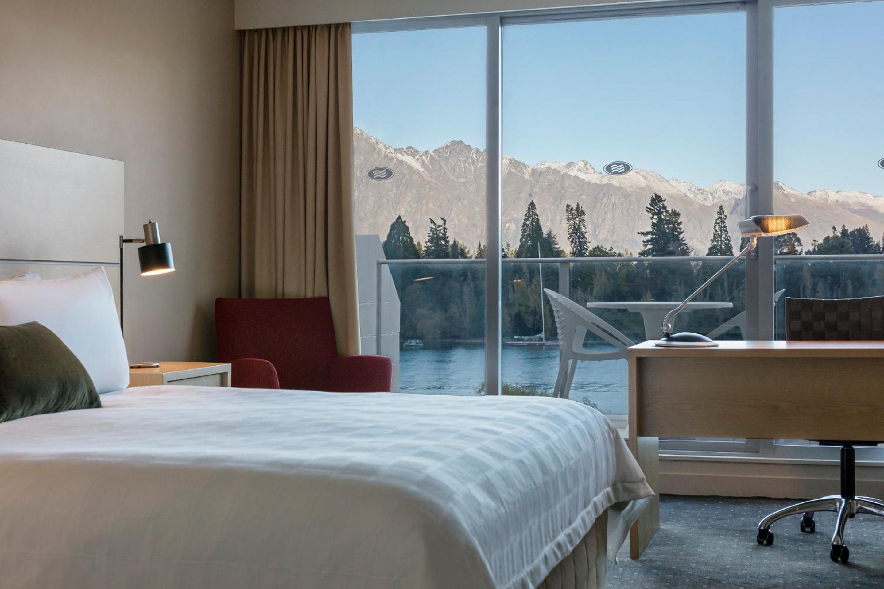 crowne plaza hotel queenstown by ihg