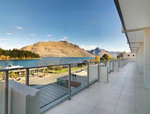 crowne plaza hotel queenstown by ihg
