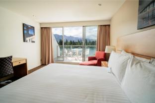 crowne plaza hotel queenstown by ihg
