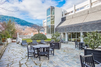 crowne plaza hotel queenstown by ihg