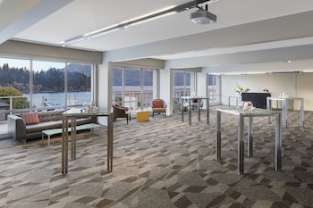 crowne plaza hotel queenstown by ihg