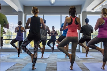 crowne plaza hotel queenstown by ihg