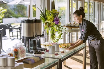 crowne plaza hotel queenstown by ihg