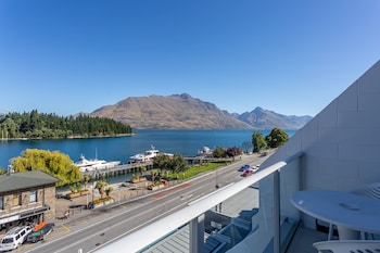crowne plaza hotel queenstown by ihg