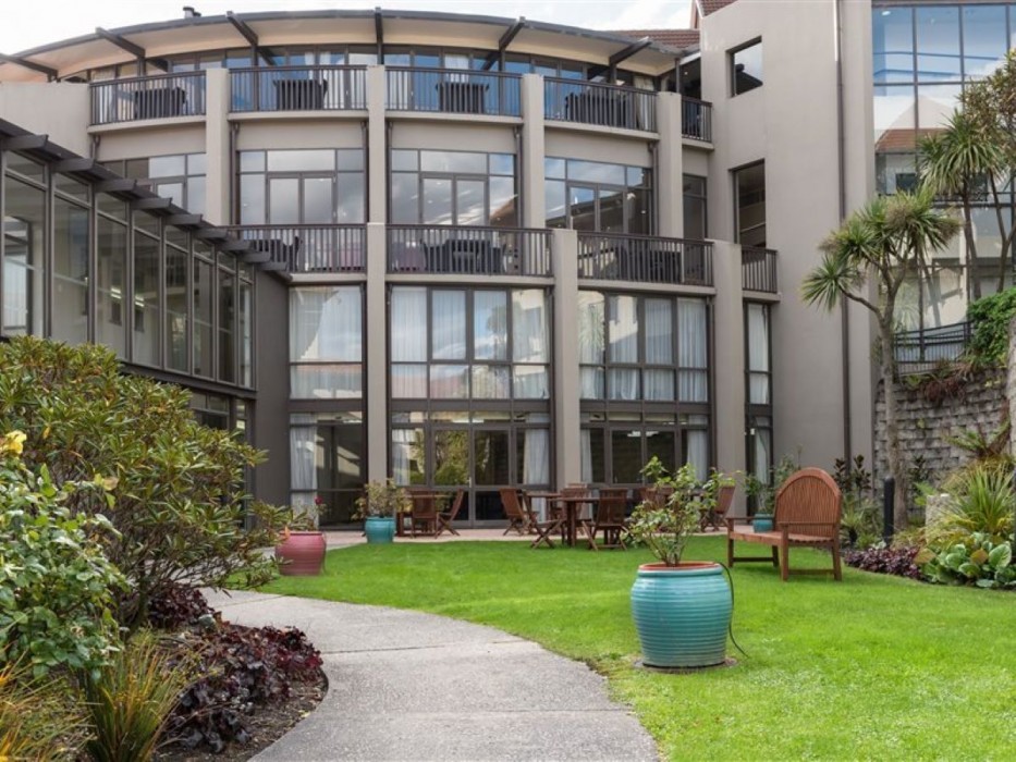 copthorne hotel and resort queenstown lakefront