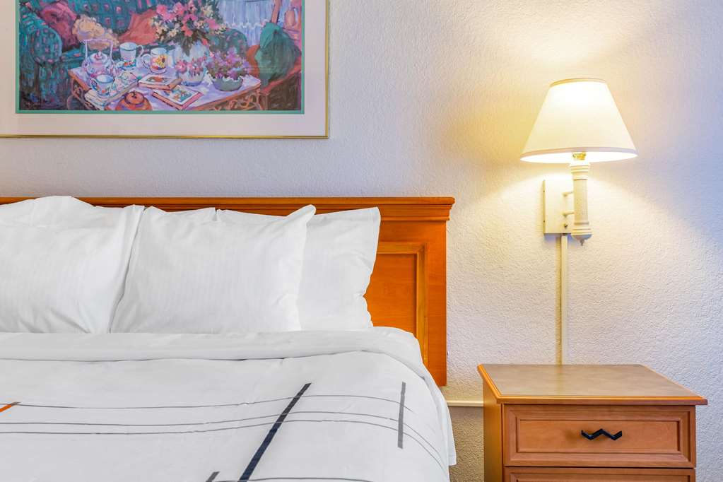 days inn by wyndham del rio