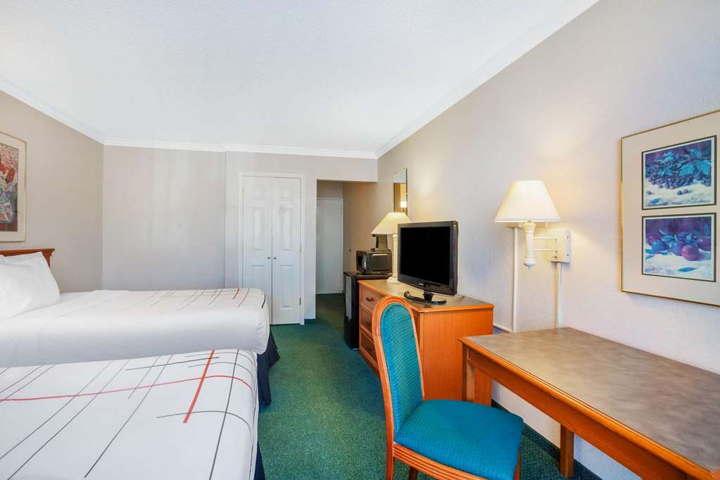 days inn by wyndham del rio