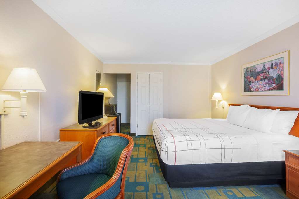 days inn by wyndham del rio