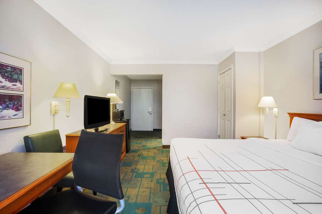days inn by wyndham del rio