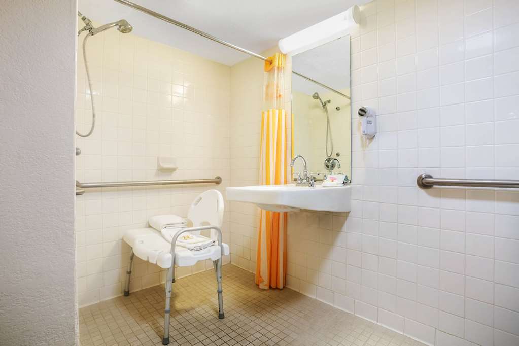 days inn by wyndham del rio