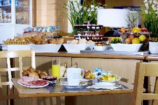 kyriad montpellier centre antigone