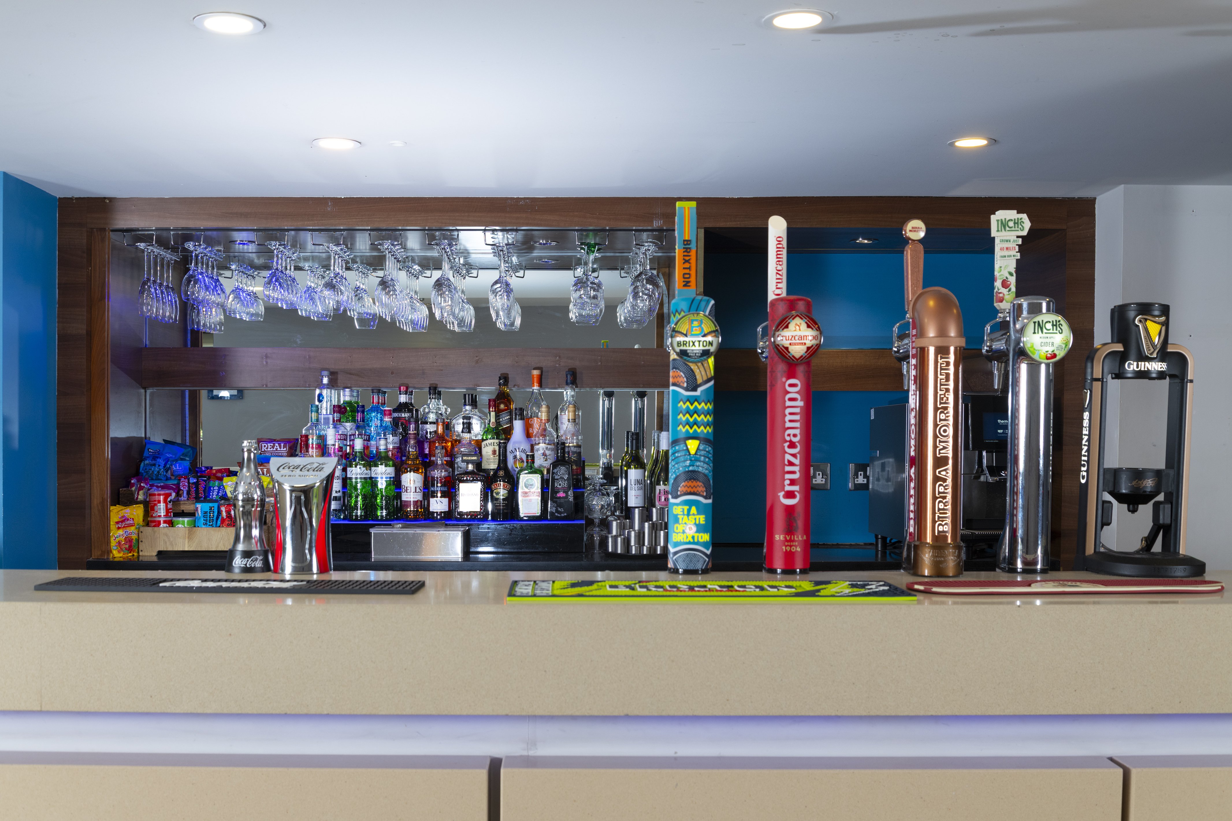 holiday inn express exeter east by ihg