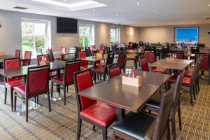 holiday inn express exeter east by ihg