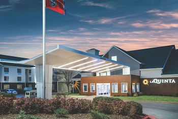 La Quinta Inn & Suites By Wyndham Chattanooga-Hamilton Place,Hamilton County>>Chattanooga,3 star