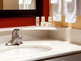 courtyard by marriott lebanon