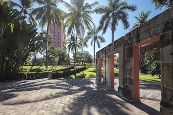 holiday inn resort ixtapa all inclusive by ihg