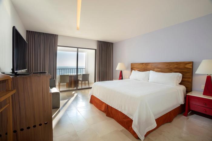 holiday inn resort ixtapa all inclusive by ihg
