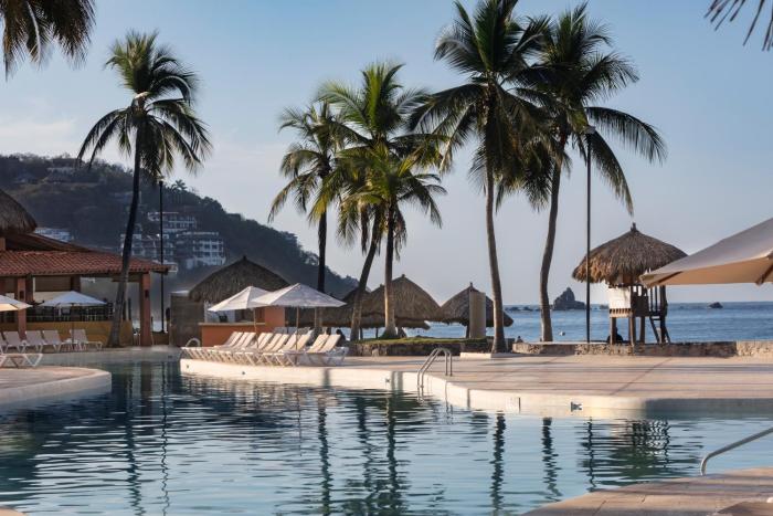 holiday inn resort ixtapa all inclusive by ihg