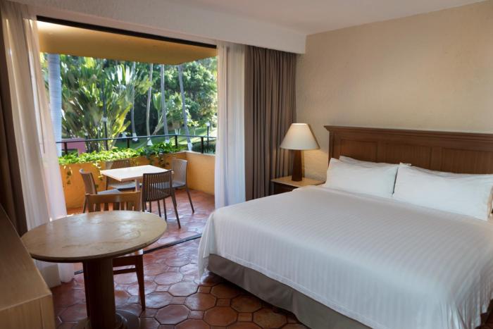 holiday inn resort ixtapa all inclusive by ihg