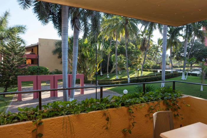 holiday inn resort ixtapa all inclusive by ihg