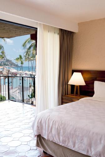 holiday inn resort ixtapa all inclusive by ihg