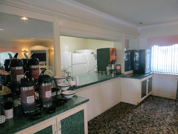 fairview inn and suites