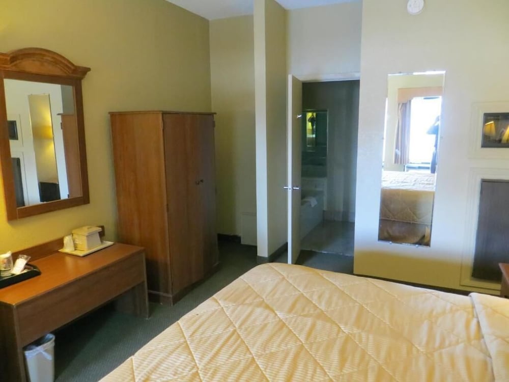 fairview inn and suites