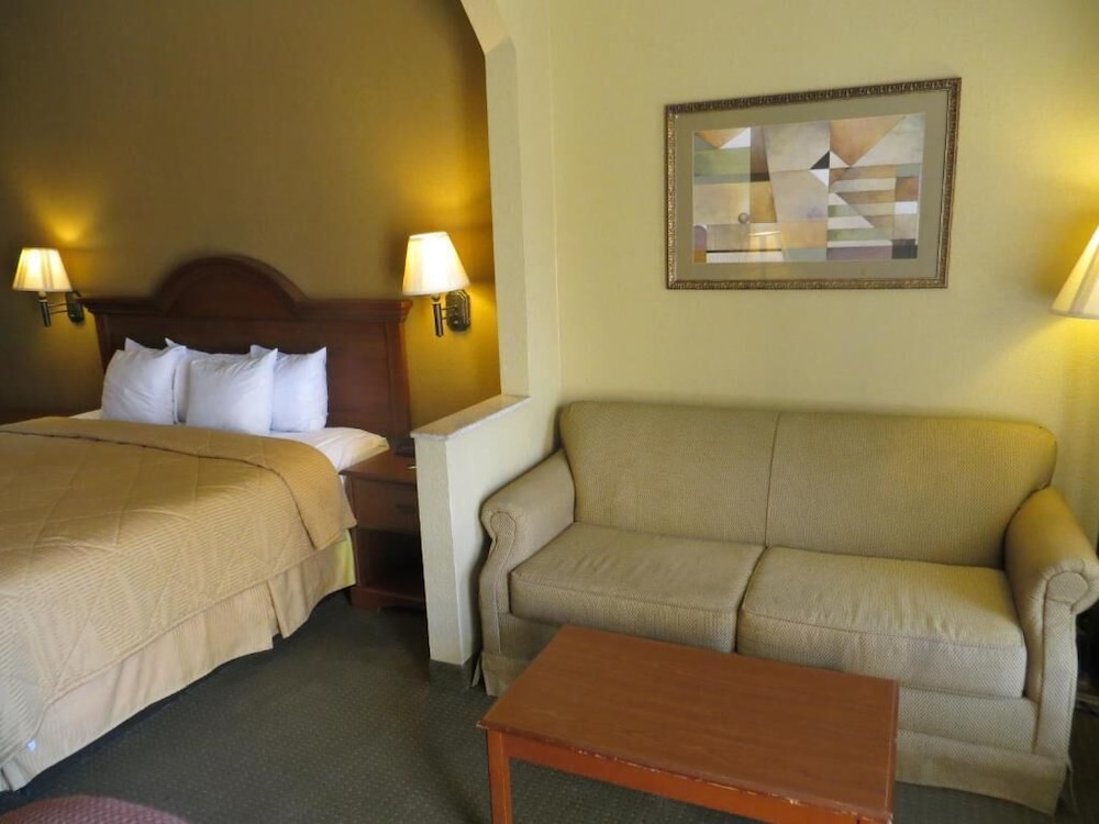 fairview inn and suites