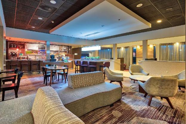 courtyard by marriott hampton